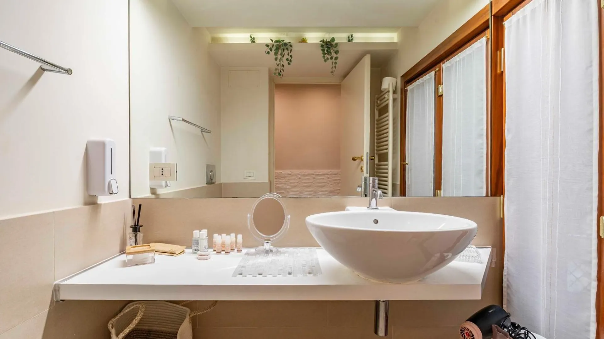 Ca' Pestrin Suite House - San Marco Square Venice 0*,