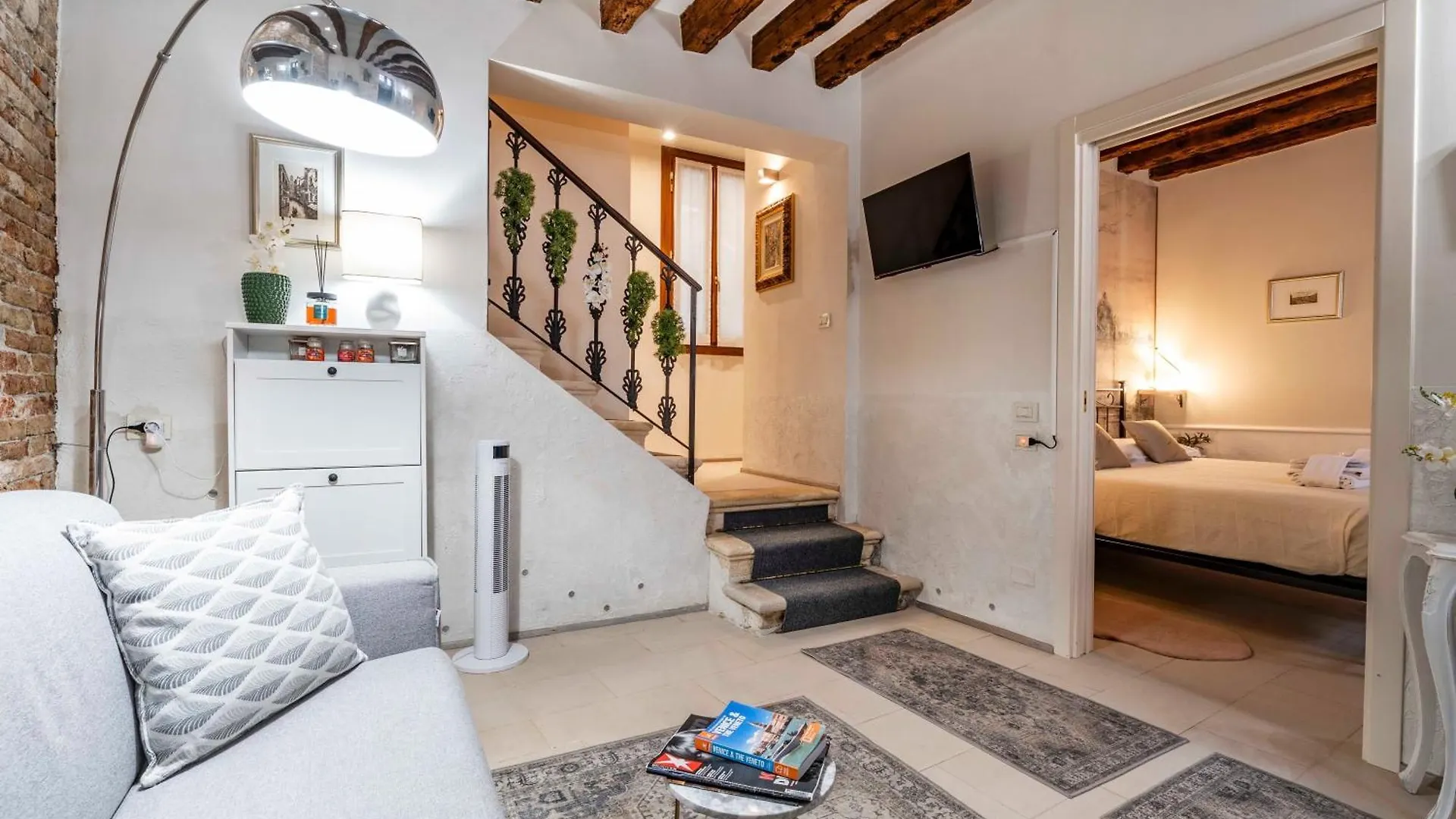 Ca' Pestrin Suite House - San Marco Square Venice 0*,  Italy